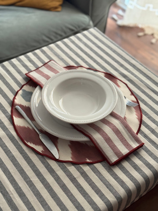 INDIVIDUAL RESINADO IKAT BURDEOS REDONDO