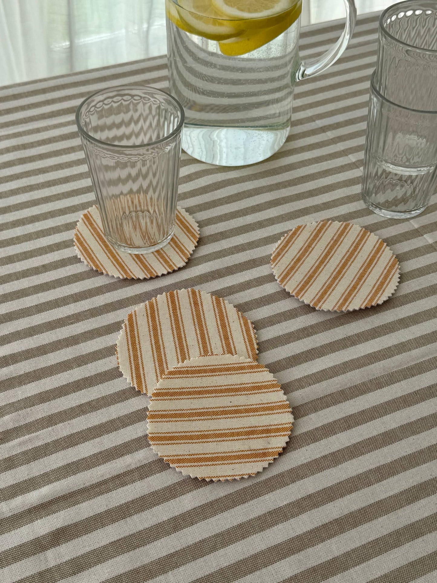 PACK DE 4 POSAVASOS RAYAS MOSTAZA