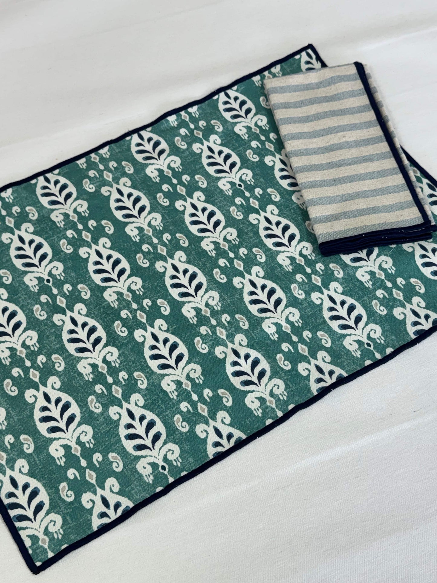 PACK INDIVIDUAL CON SERVILLETA COLECCIÓN SANTIAGO