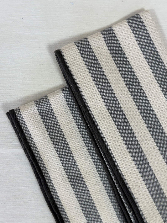 PACK SERVILLETAS RAYAS GRIS CON GRIS