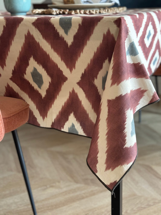 MANTEL ALGODÓN IKAT BURDEOS