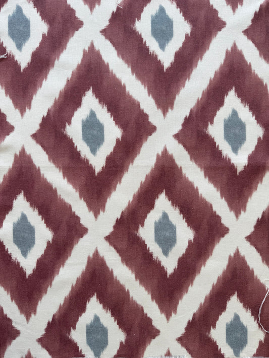 TELA IKAT BURDEOS ALGODÓN