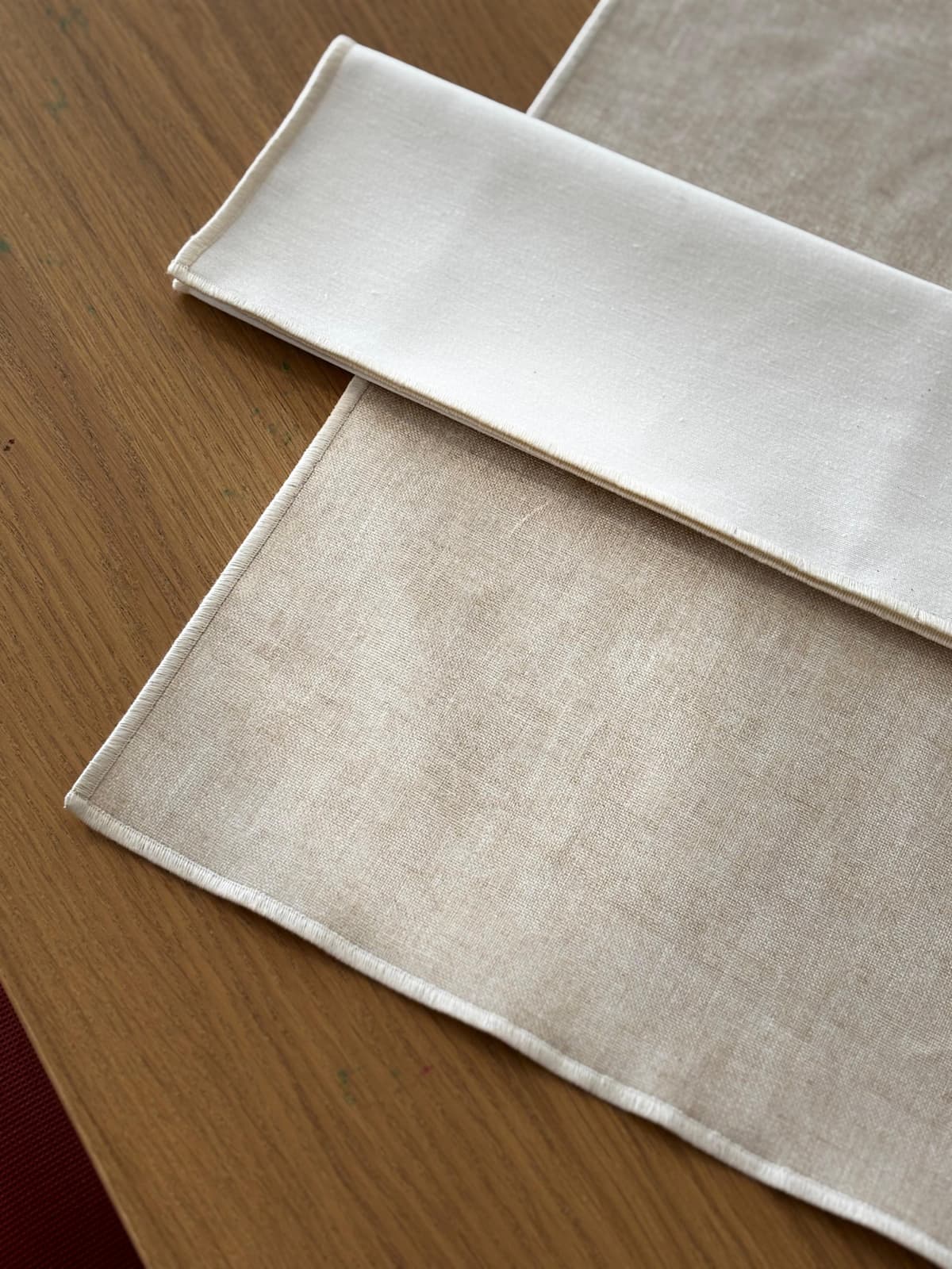 MANTEL INDIVIDUAL RESINADO LINO